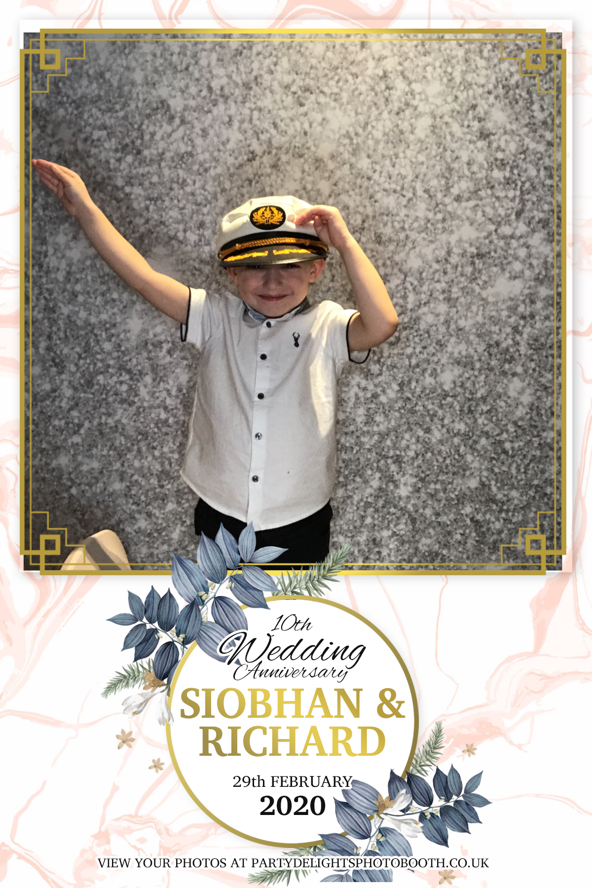 Siobhan and Richards Vow renewal  | View more photos from the event at gallery.partydelightsphotobooth.co.uk/u/PartyDelightsPhotoBooth/Siobhan-and-Richards-Vow-renewal